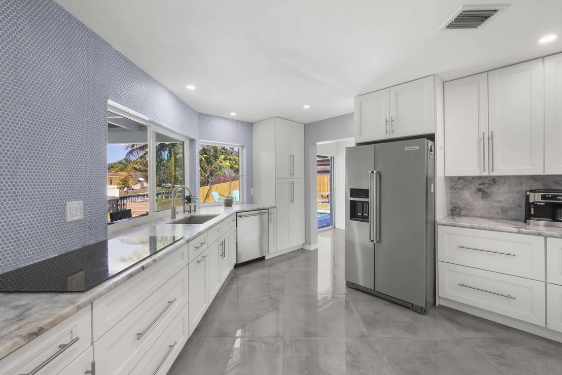 Photo of 6797 Bayshore Drive