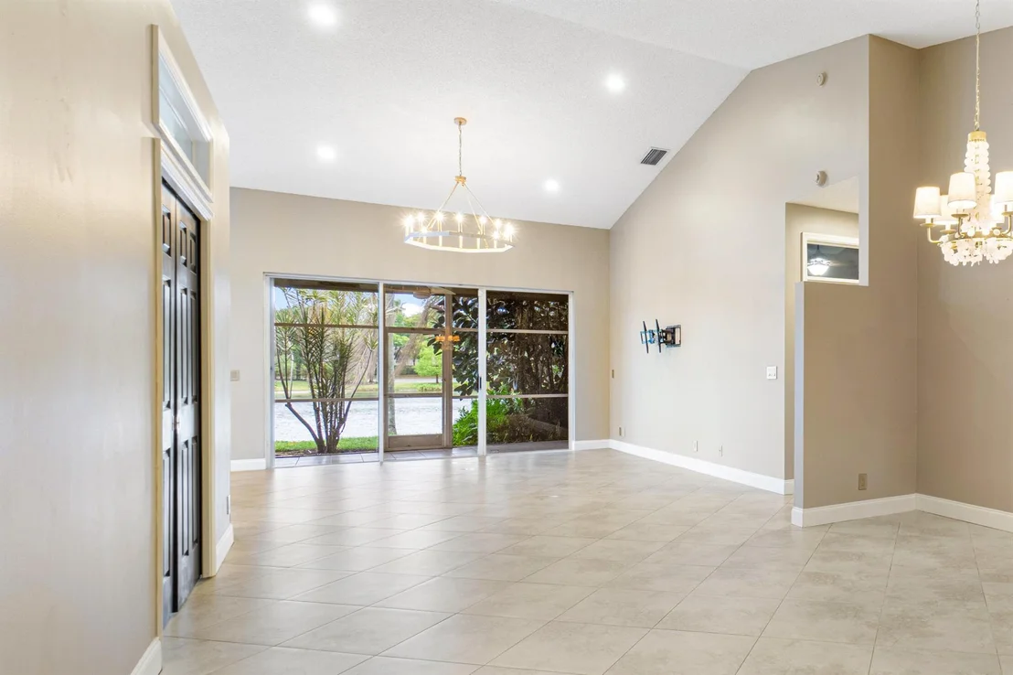 Photo of 7392 Rockbridge Circle