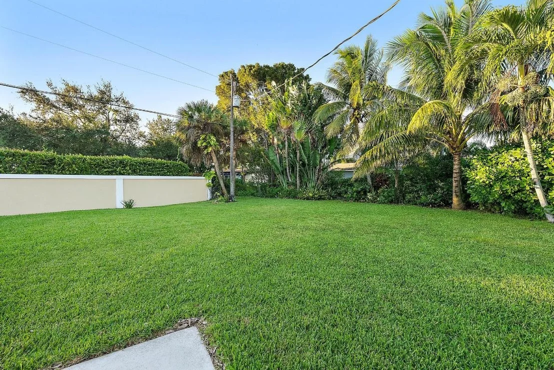 Photo of 77 Holly Circle