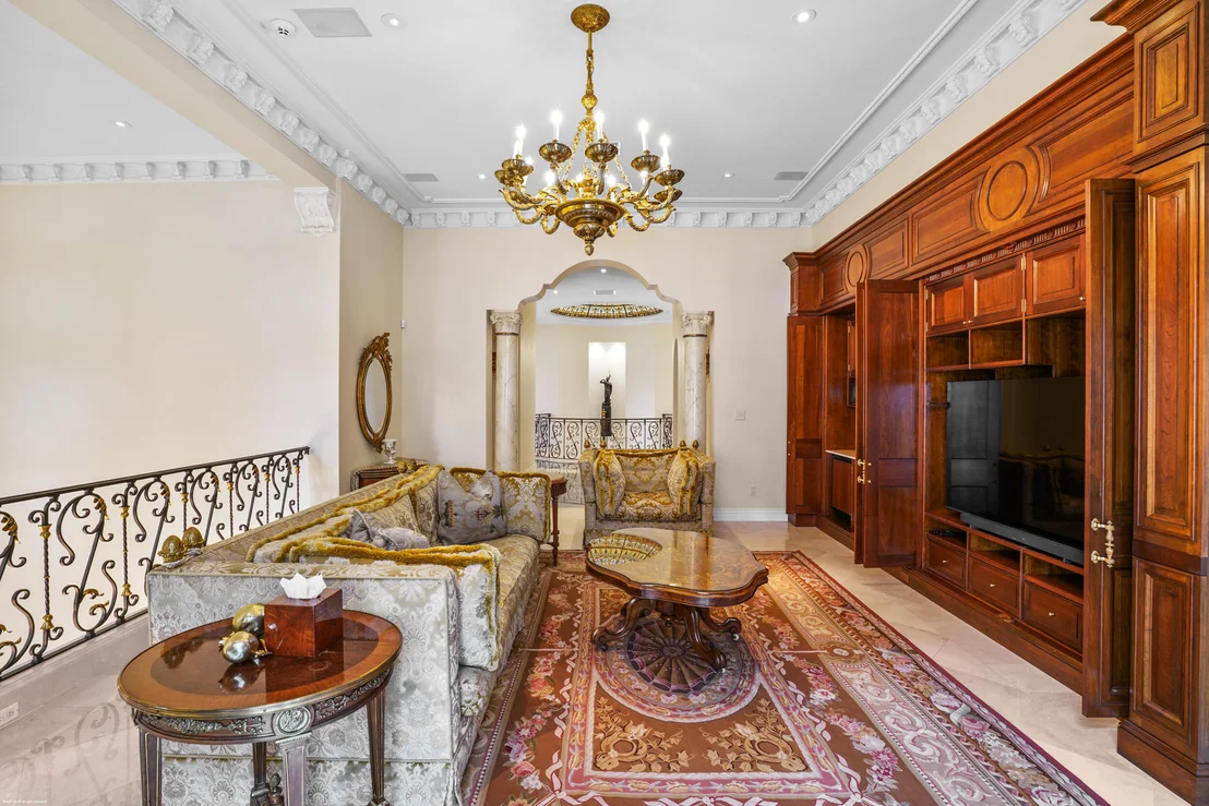 Photo of 370 Eagle Drive