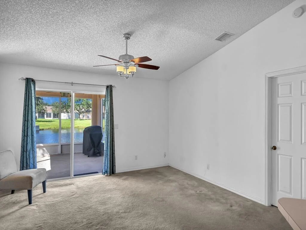 Photo of 1380 11th Lane