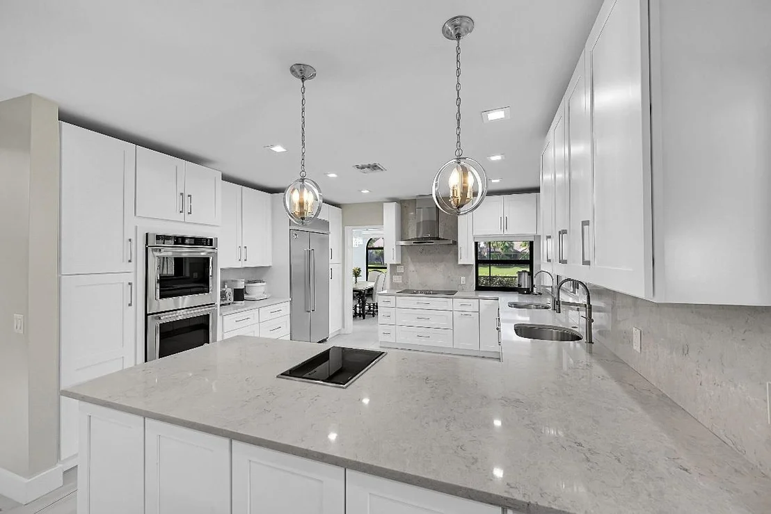 Photo of 22573 Esplanada Drive
