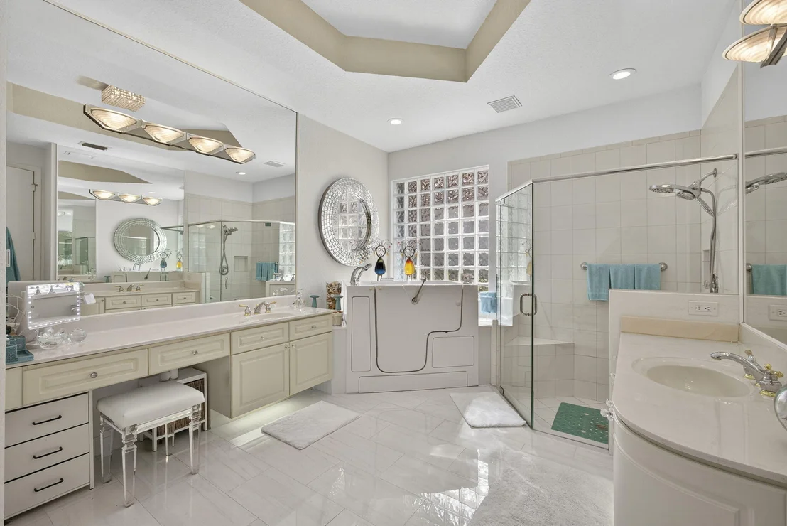 Photo of 4091 Laurel Estates Way