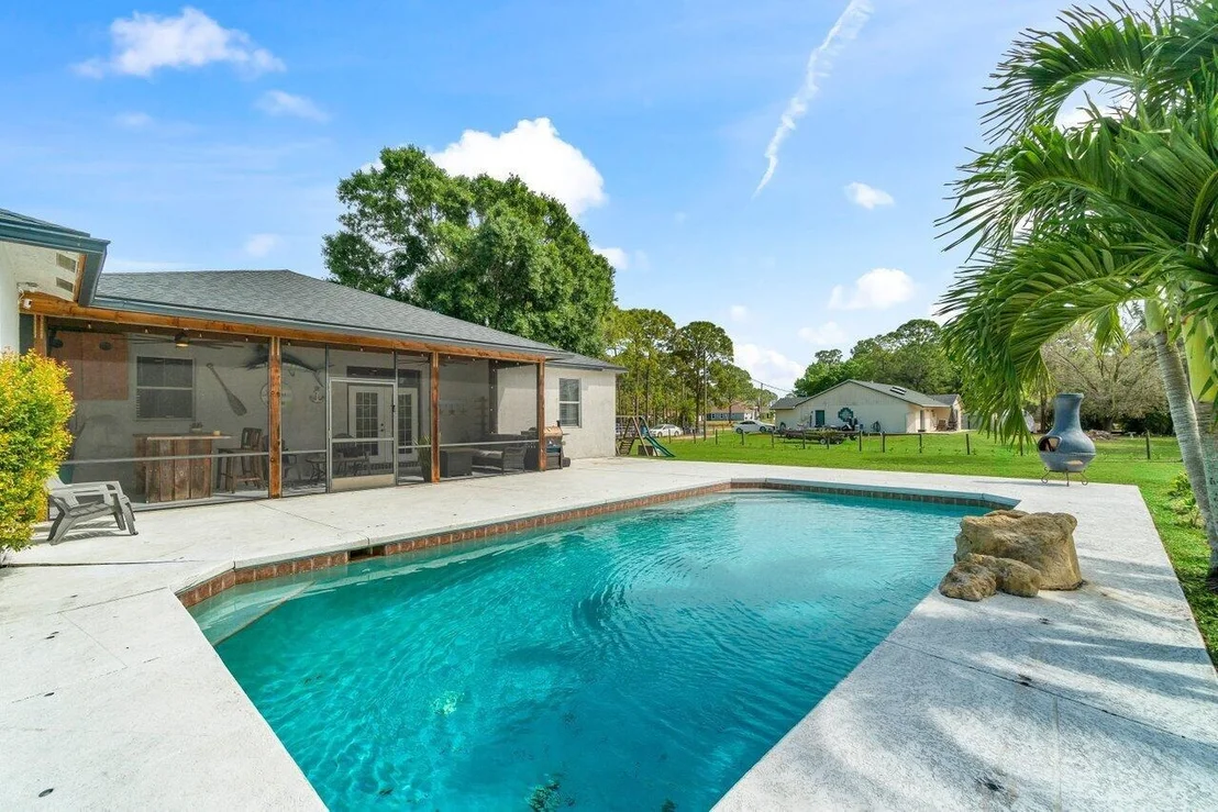 Photo of 18312 Orange Grove Boulevard