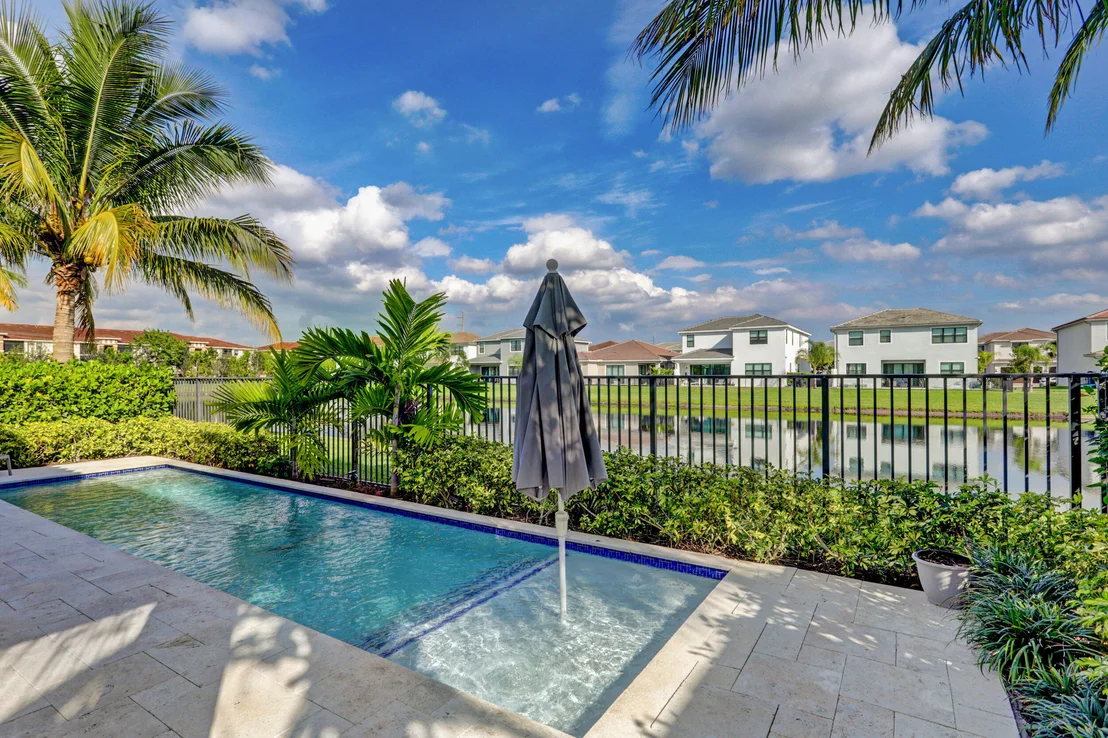 Photo of 7184 Montereal Path