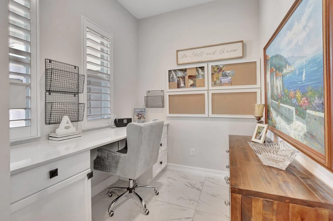 Photo of 6422 Esprit Way