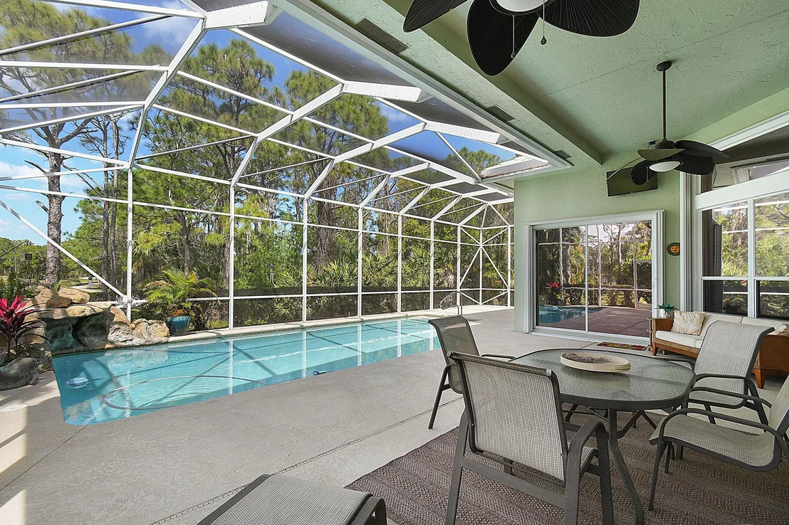 Photo of 3471 SE Fairway Oaks Trail