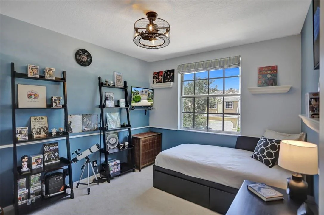 Photo of 325 Cameron Drive