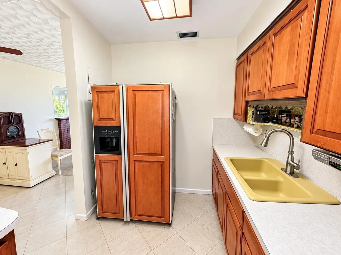 Photo of 110 SE 3rd Avenue