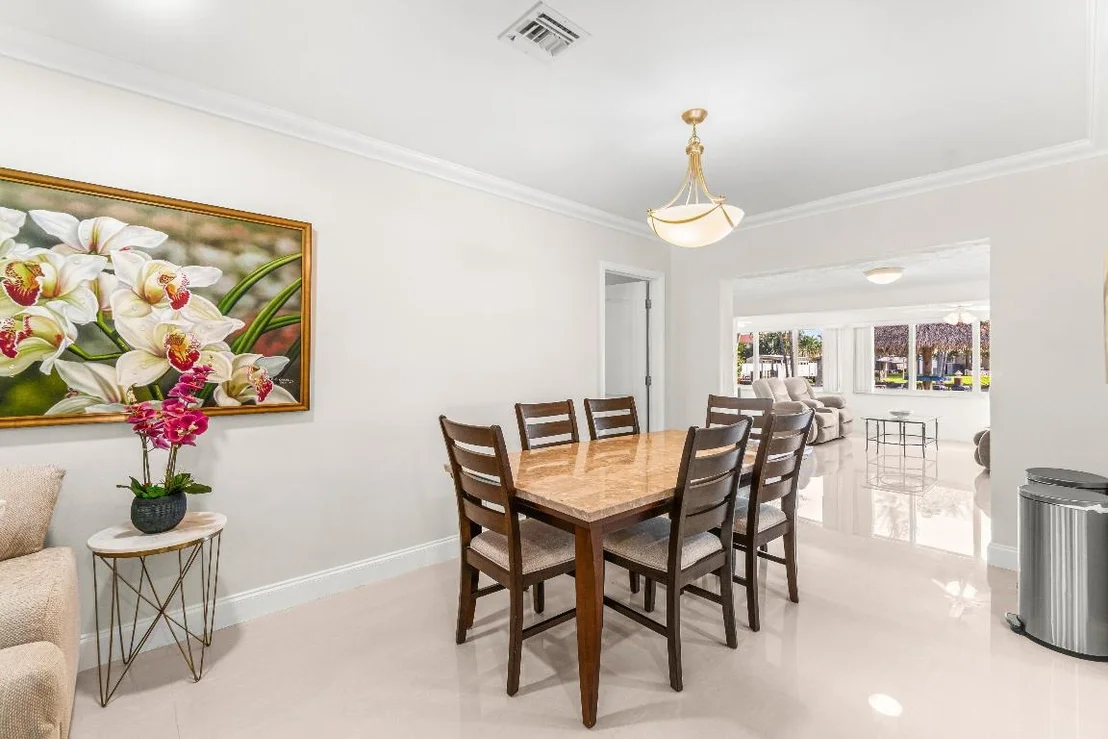 Photo of 2815 Cormorant Road