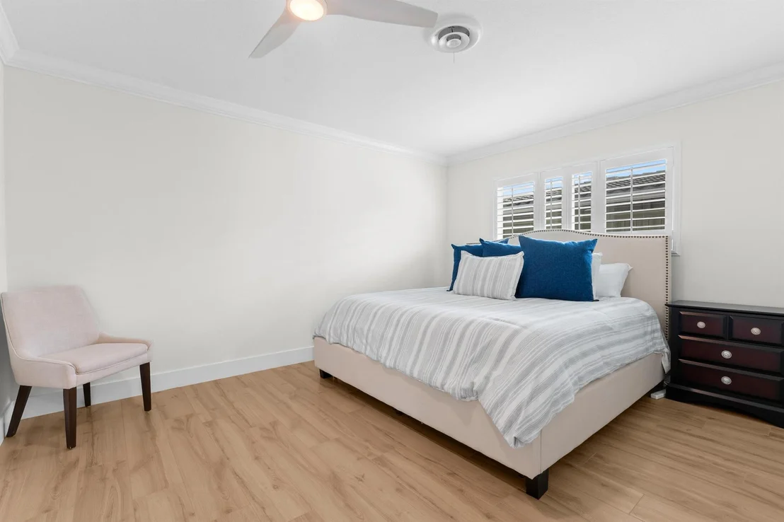 Photo of 400 SE 5th Terrace