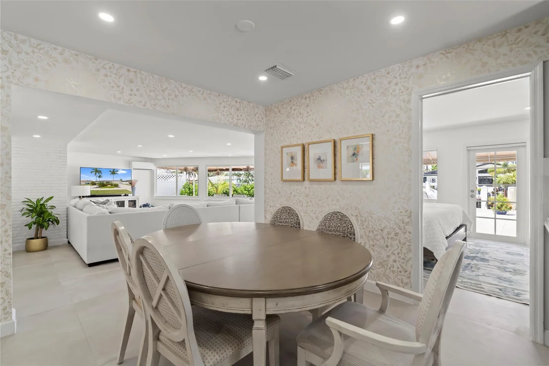 Photo of 441 SE 8th Avenue
