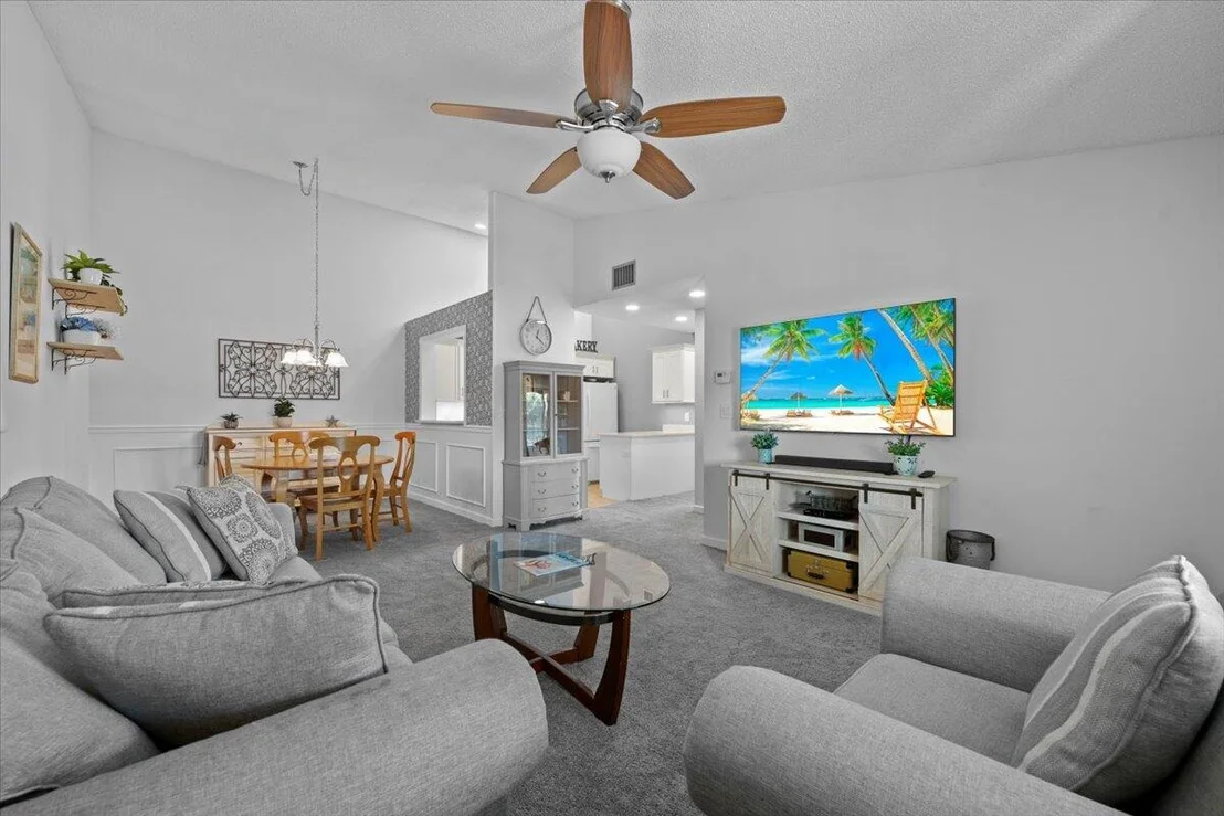 Photo of Unit F at 6552 Chasewood Drive