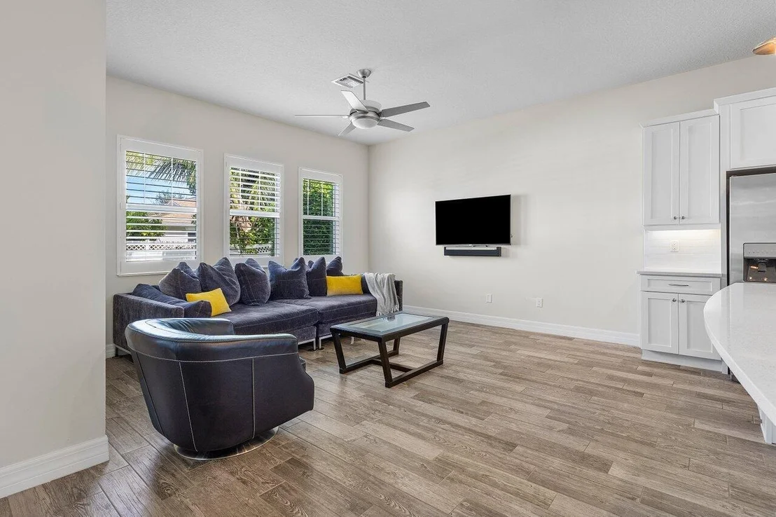 Photo of 1123 Sweet Hill Drive