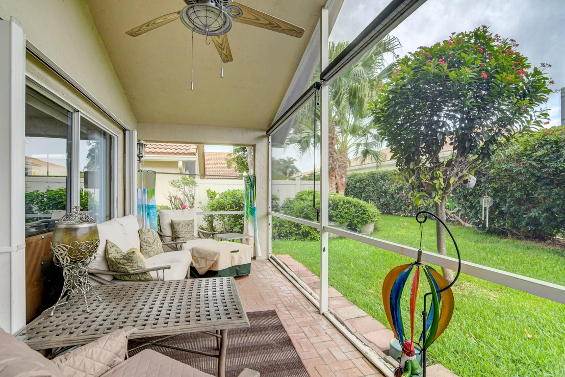 Photo of 6081 Bluegrass Drive