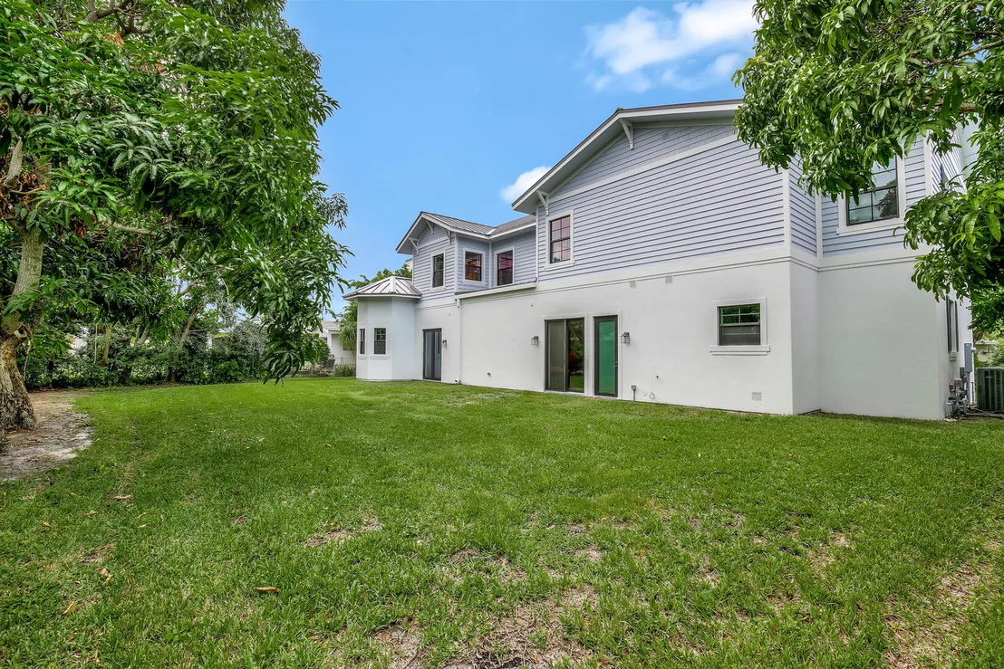 Photo of 600 Chapel Hill Boulevard