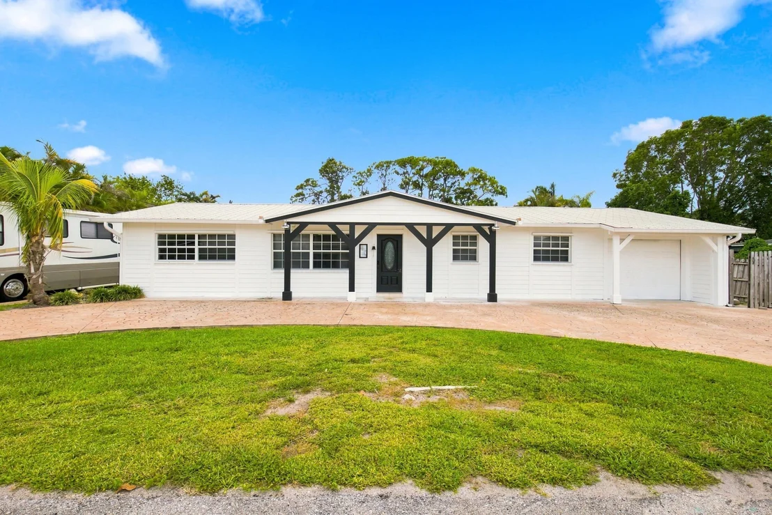 Photo of 26 SW Cabana Point Circle