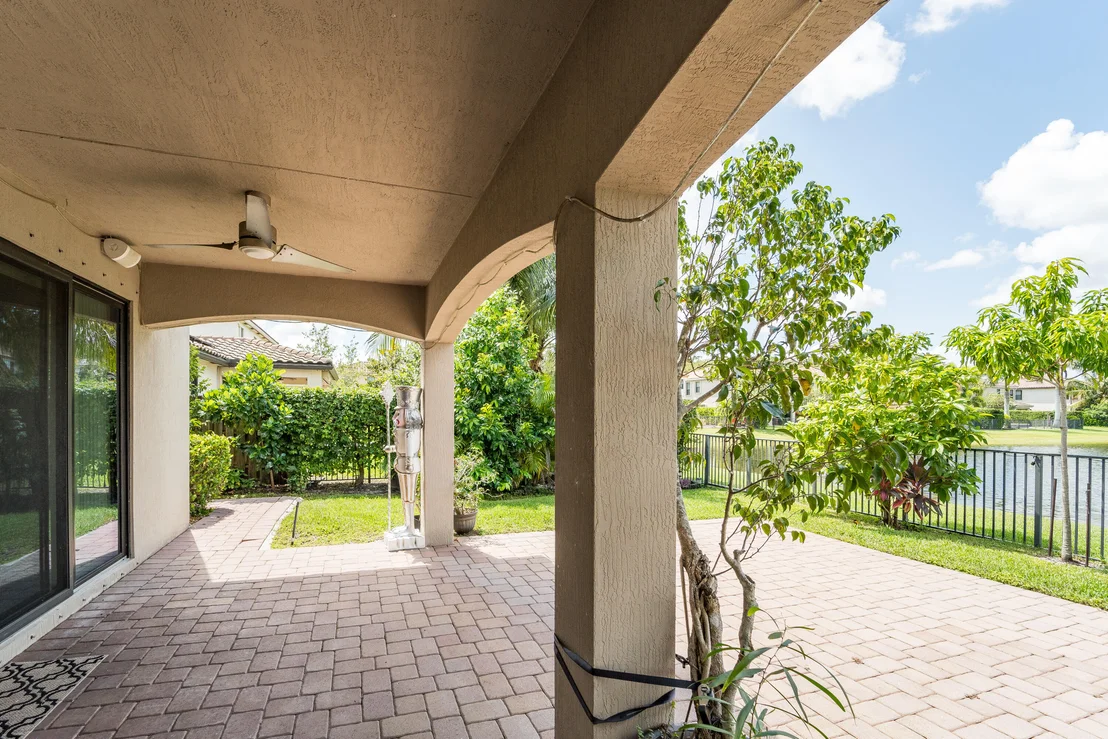 Photo of 4521 Willow Basin Way