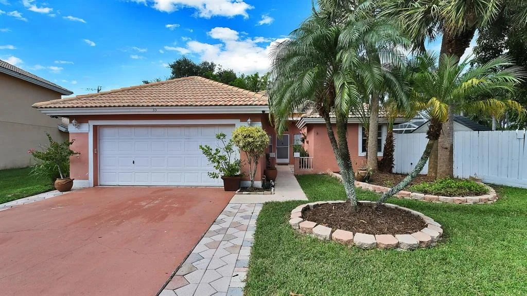 Photo of 35 Valencia Drive