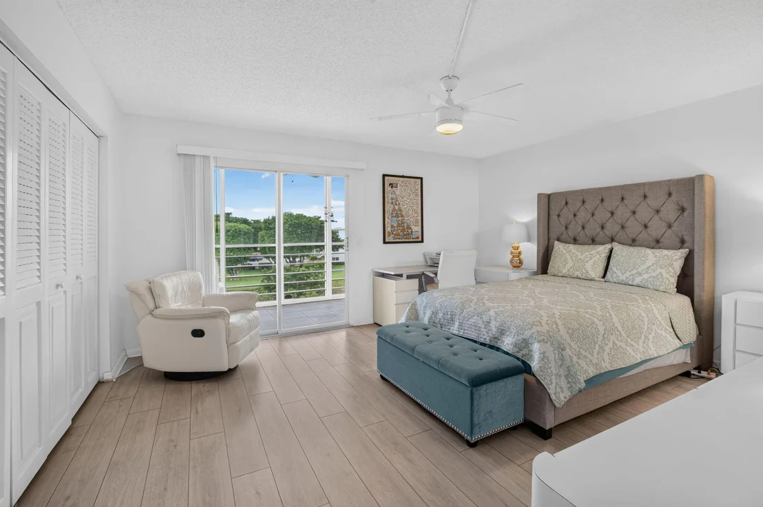 Photo of 4071 CORNWALL D