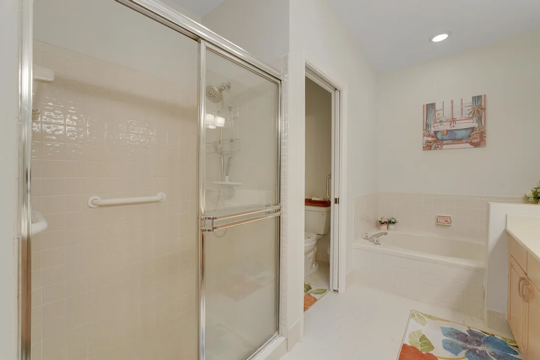 Photo of 7136 ASHFORD Lane