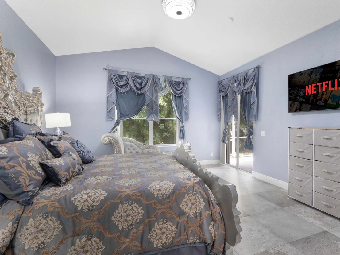 Photo of 5159 Brookview Drive