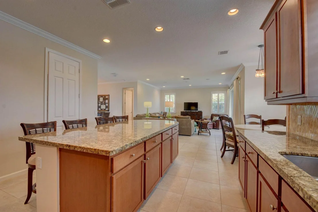 Photo of 9536 Phipps Lane
