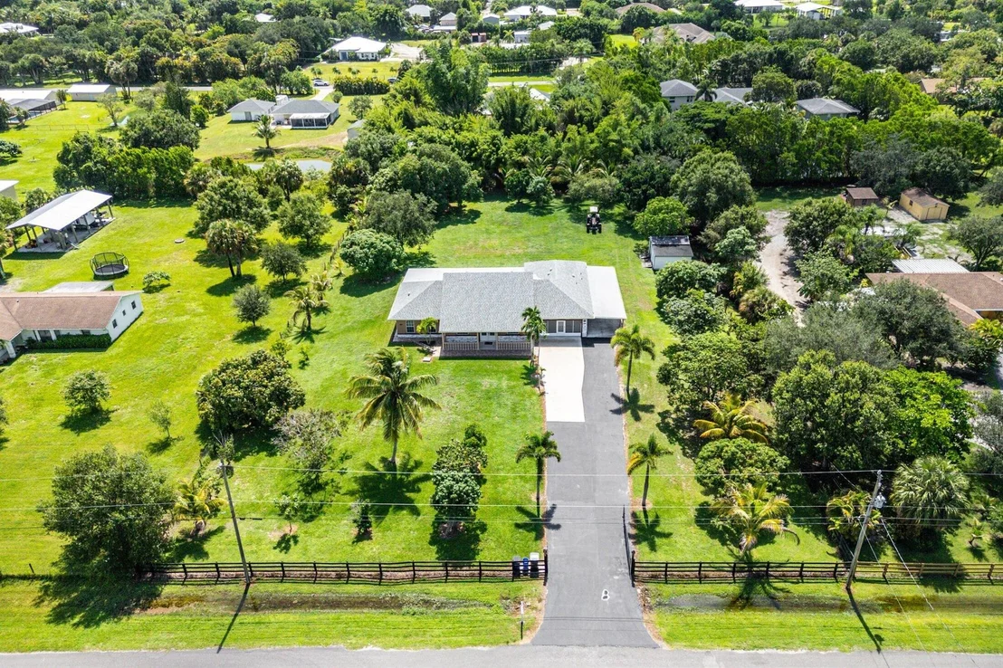 Photo of 15340 93rd Lane N