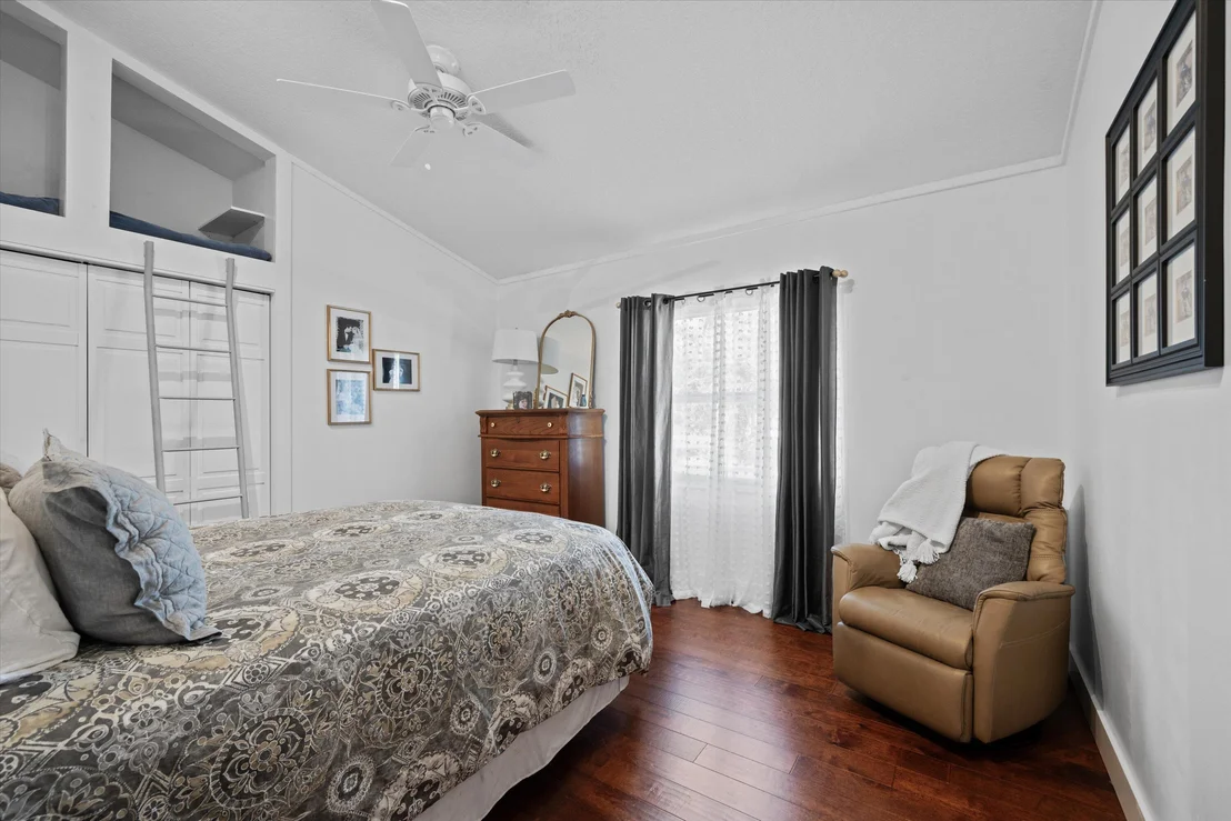 Photo of 135 Saint Davids Way