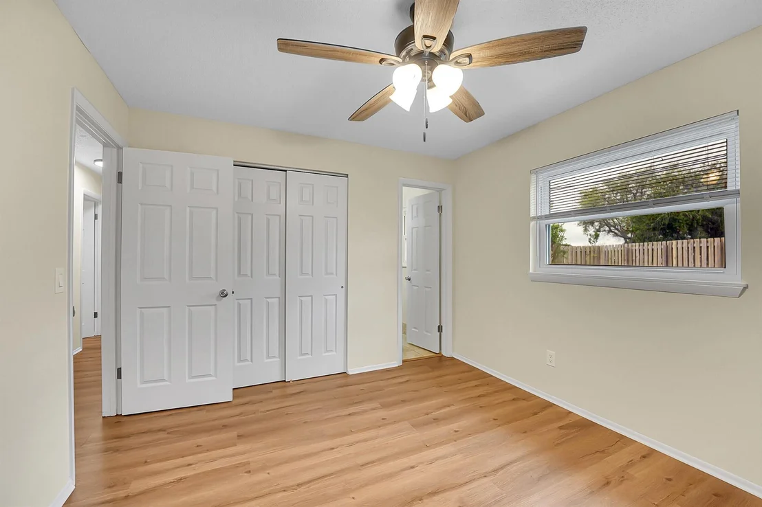 Photo of 524 Teak Drive