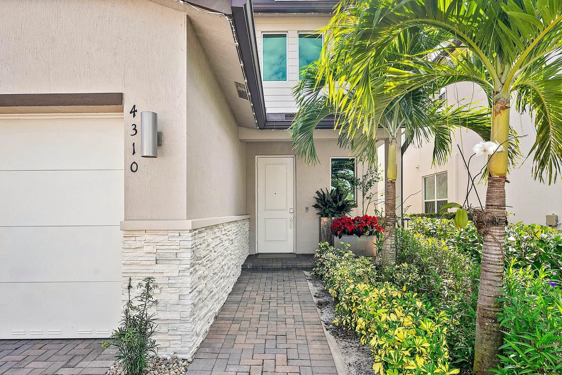 Photo of 4310 Buttonwood Drive