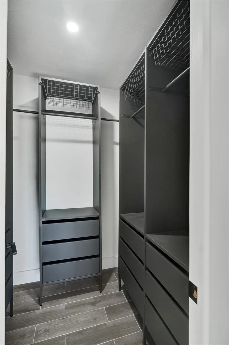 Photo of 850 SE 7th Avenue