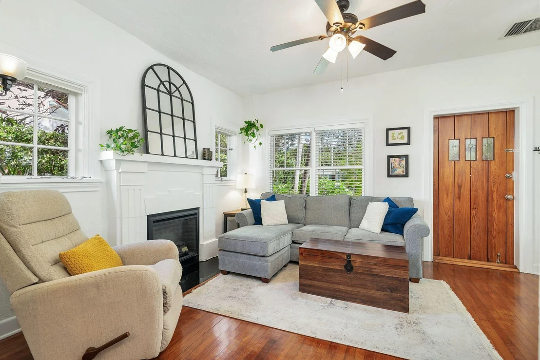 Photo of 812 Upland Road