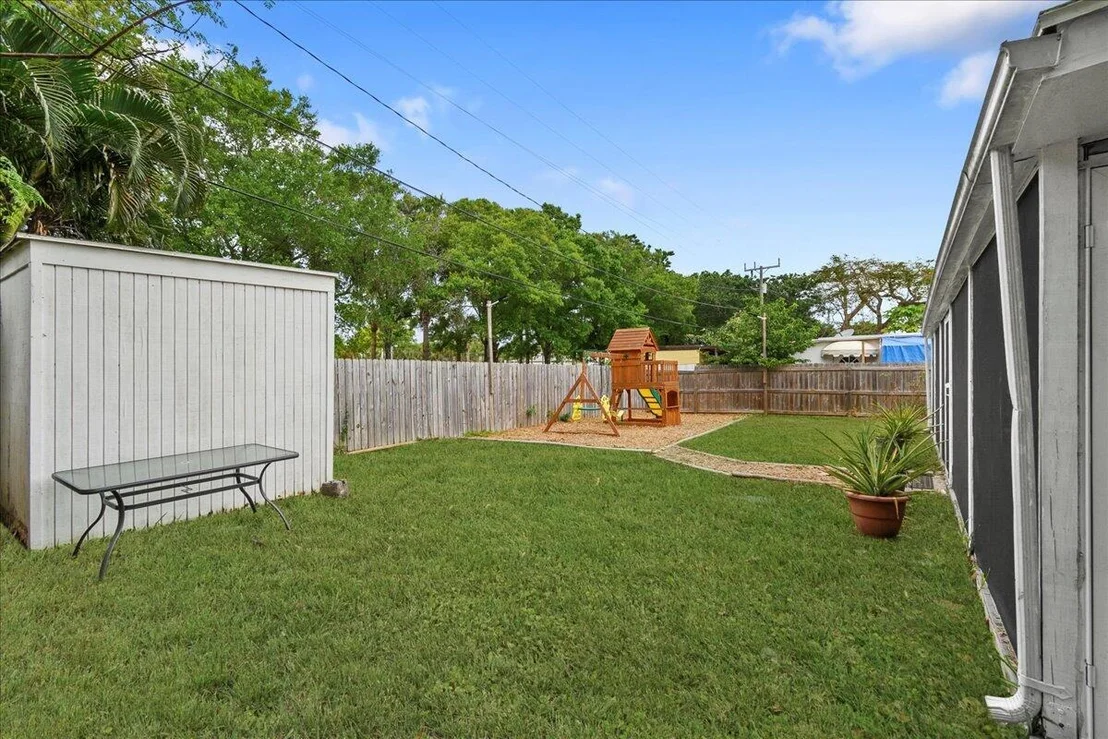 Photo of 237 W Browning Drive