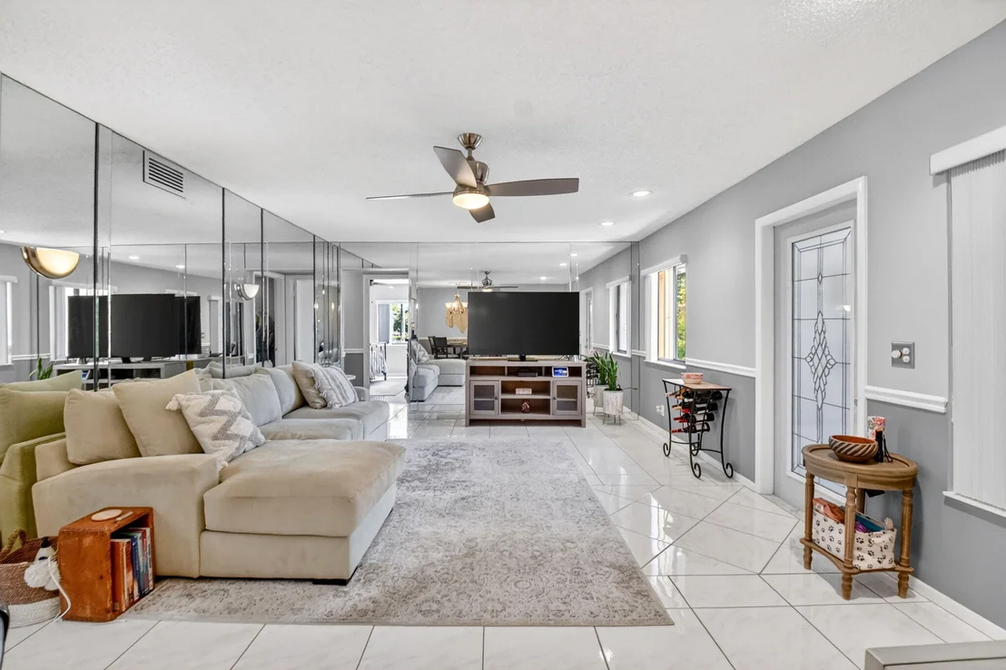 Photo of Unit D2 at 207 Pine Hov Circle