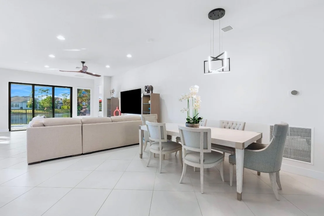 Photo of 7315 Estero