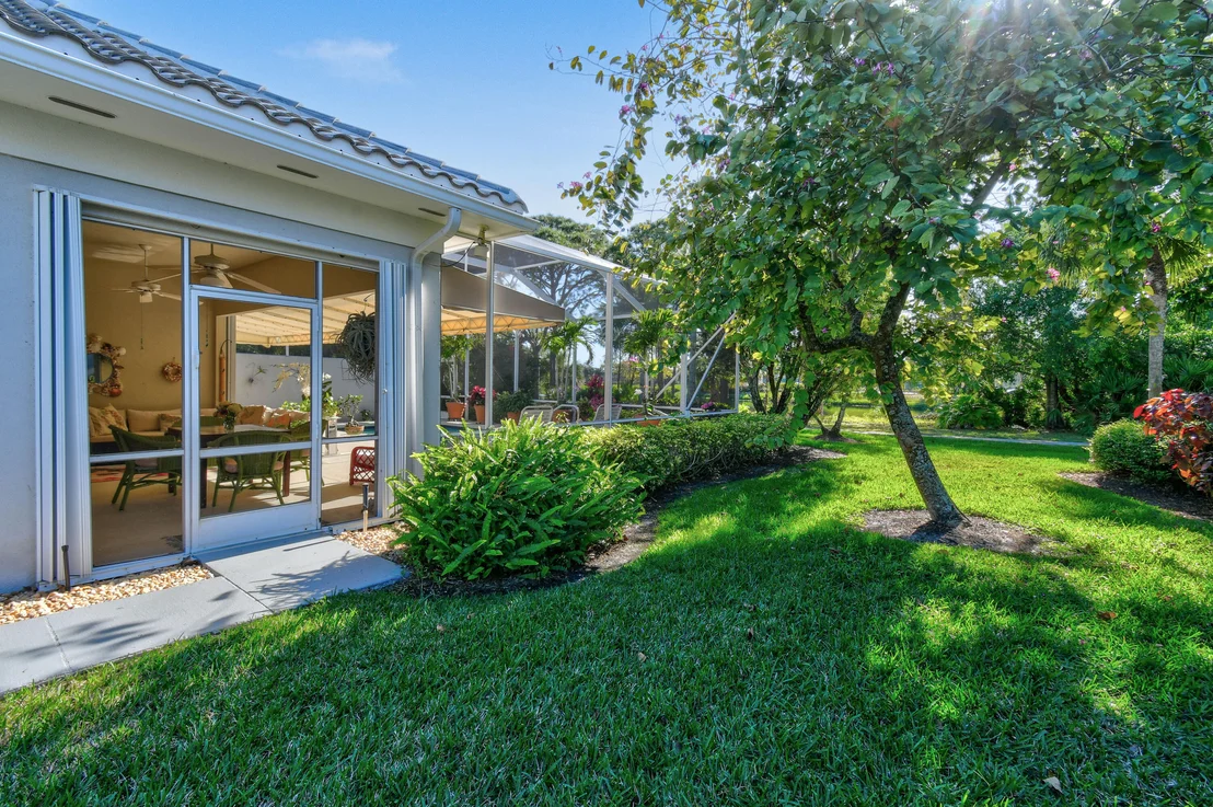 Photo of 8017 SE Double Tree Drive