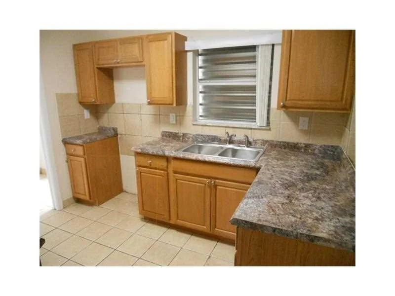 Photo of 1401 NW 3rd Way