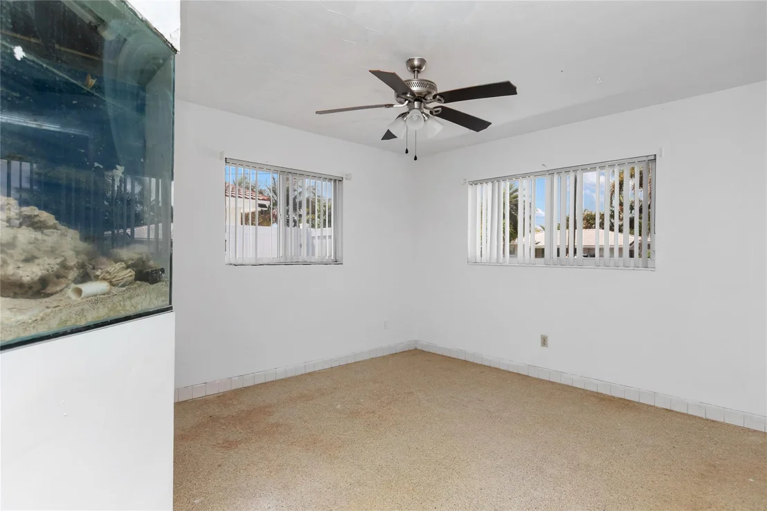 Photo of 360 SE 5th Avenue