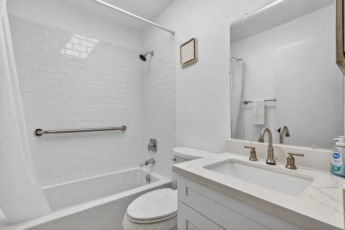 Photo of 5404 Viburnum Circle