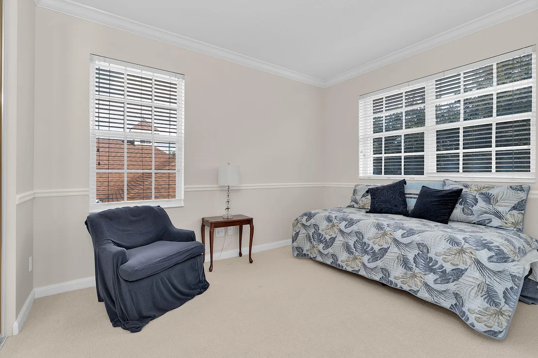 Photo of 216 Barbados Drive