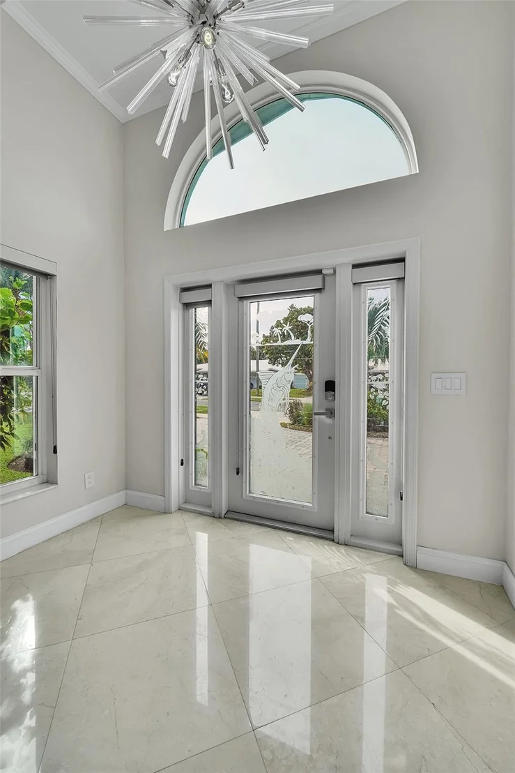 Photo of 340 SE 5th Avenue