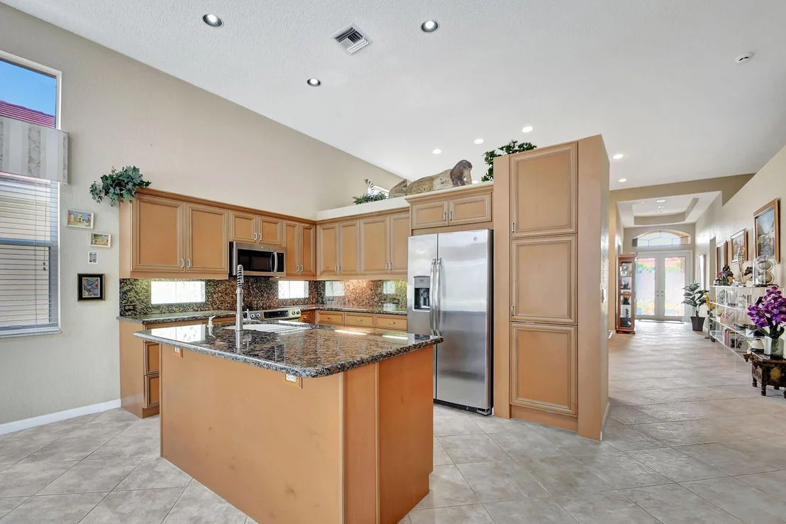 Photo of 4670 Hazleton Lane