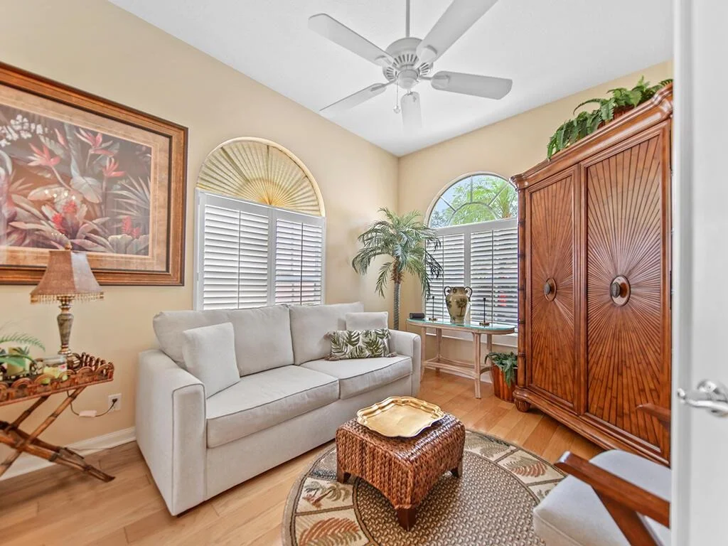 Photo of 1466 SW Eagleglen Place