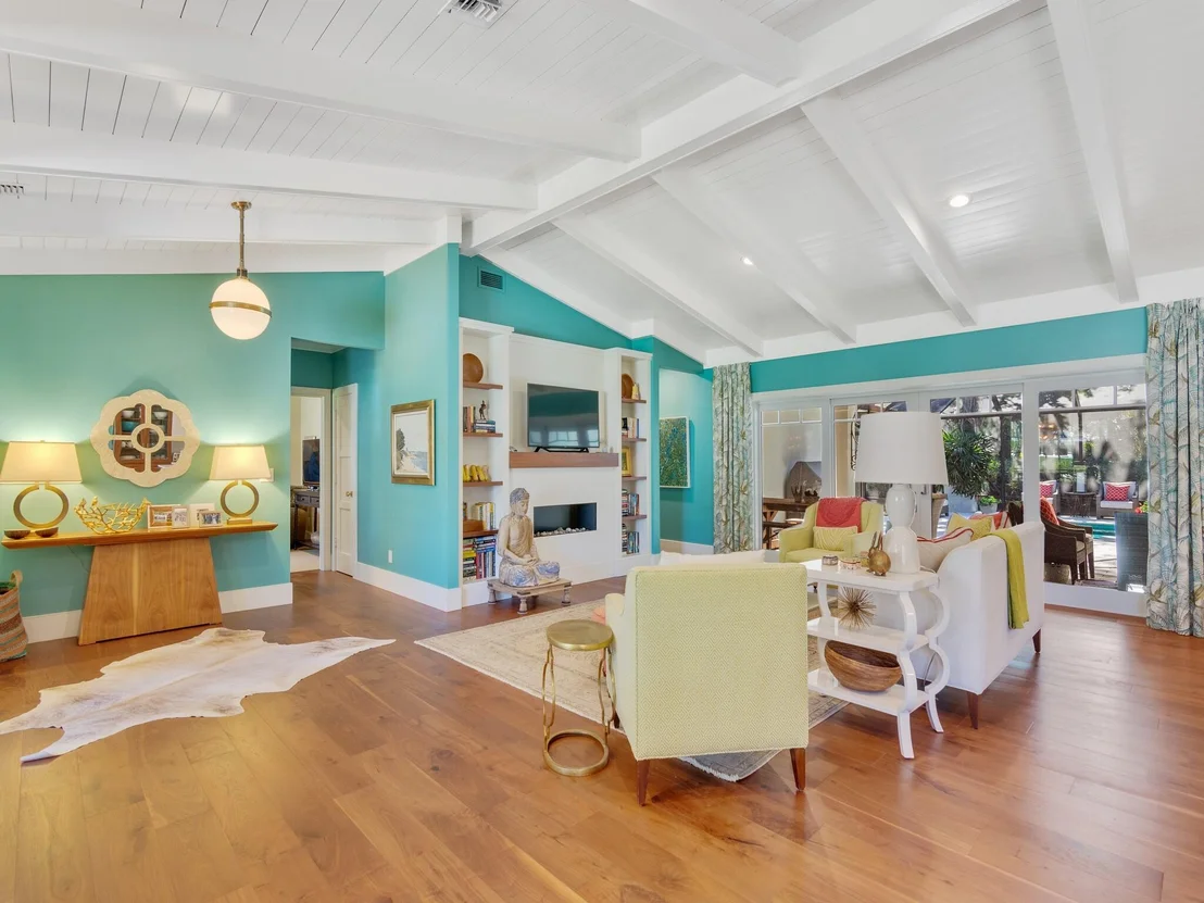 Photo of 746 Iris Lane