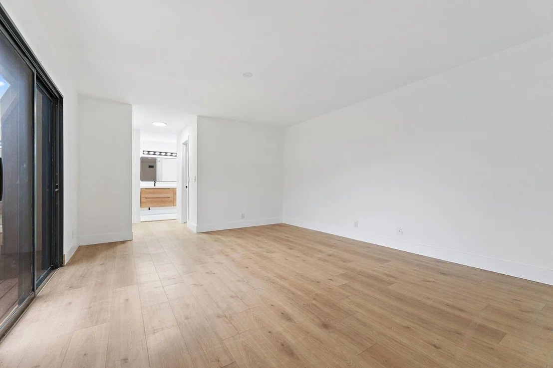 Photo of Unit 7C at 1420 Ocean Way