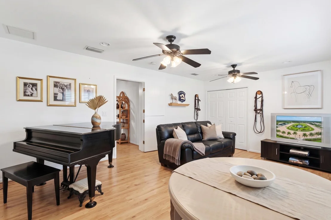 Photo of 9585 Lancaster Place