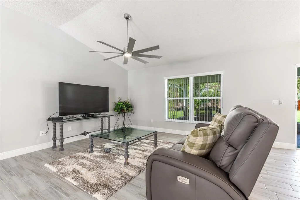 Photo of 8238 Sandpine Circle