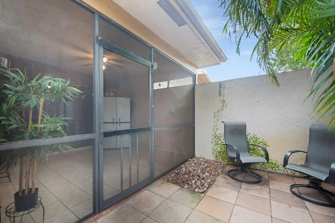 Photo of 2075 SW 24th Circle