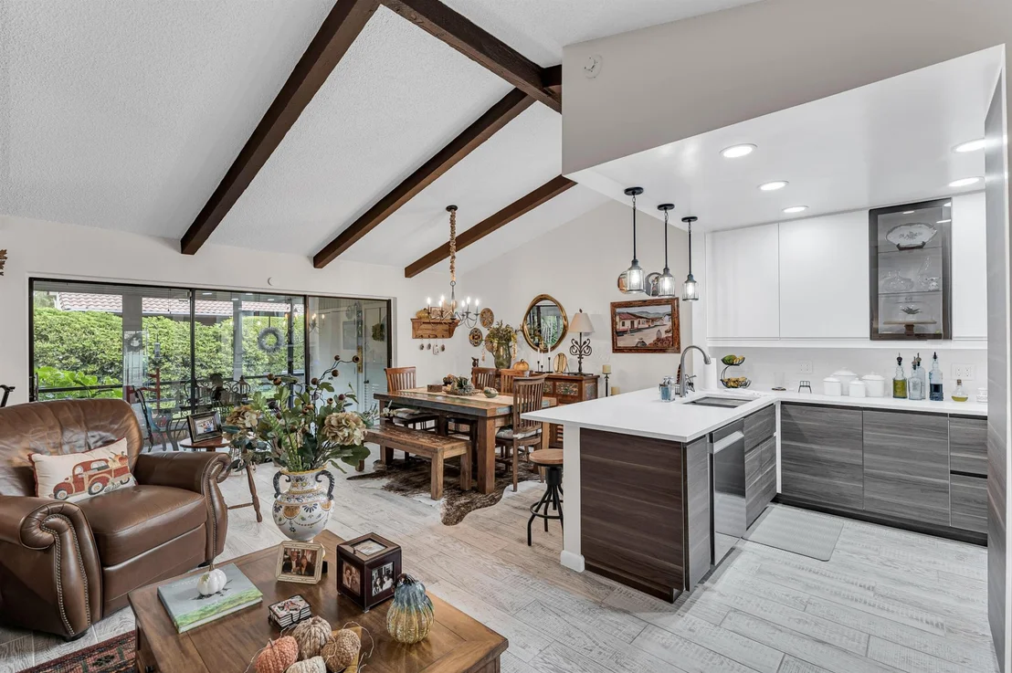 Photo of 6727 Tiburon Circle